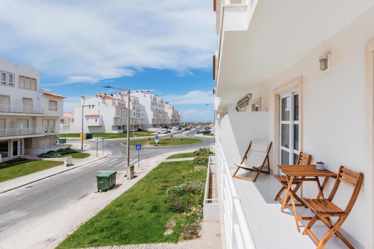 Baleal Sea House Apartment เปนิช ภายนอก รูปภาพ